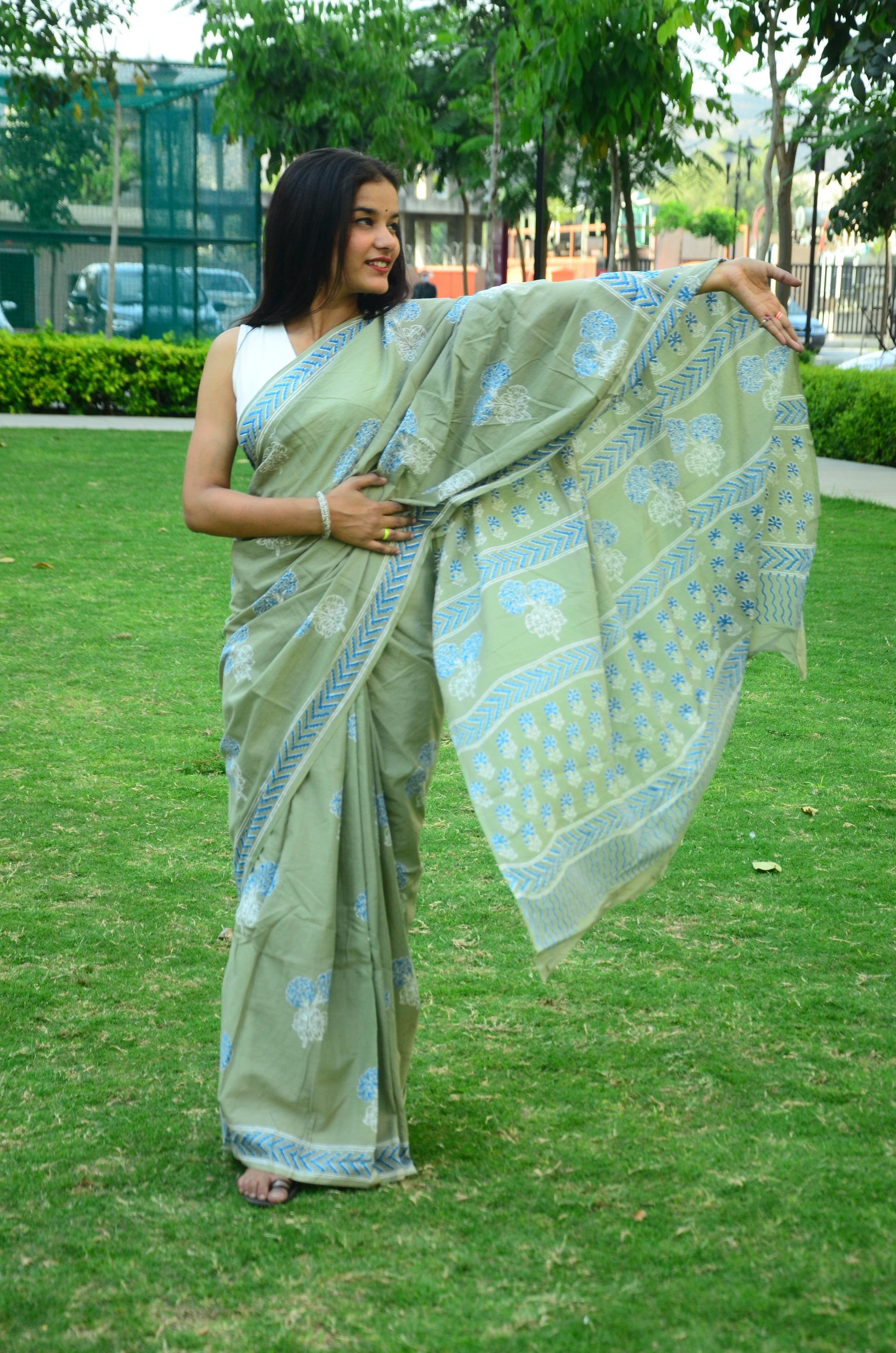 Mood - Handblock Print Natural Dyed - Mulmul Cotton Saree